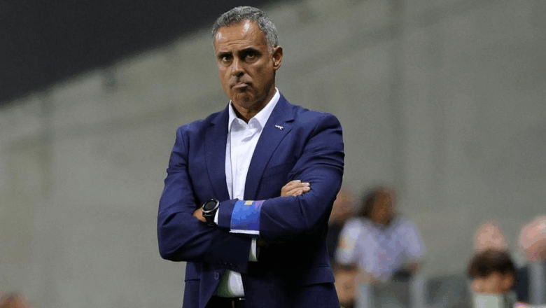 Exclusion of José Gomes from Al Ahly's Plans