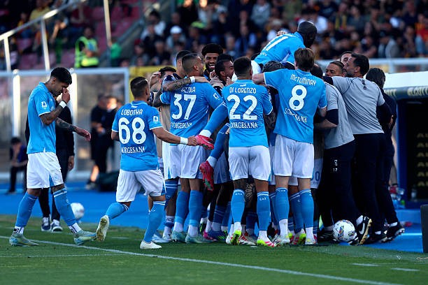 Napoli Strengthens Its Lead with a Valuable Win Against Lecce