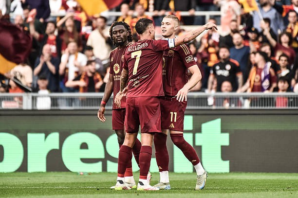 Roma Outperforms Fiorentina and Strengthens its Position in the Top Four