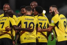 الاتحاد ينتظر عودة محترفه قبل مواجهة الشباب