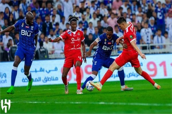 التعادل الإيجابي يخيم على مواجهة الهلال والوحدة بالدوري